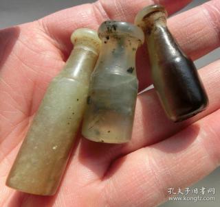 百年历史传承,包浆油润,明清老和田玉烟嘴