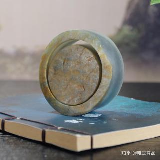 收藏级宝贝新疆和田玉籽料青花手镯套装 - 知乎